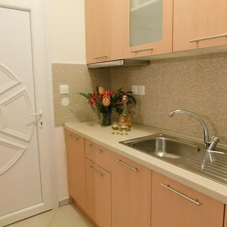 بيت ضيافة Anna House 3 سارتي